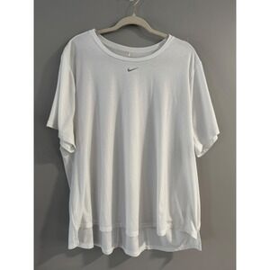 Nike Dri-FIT White T-Shirt Men's 2XL Short‎ Sleeve Athletic Training